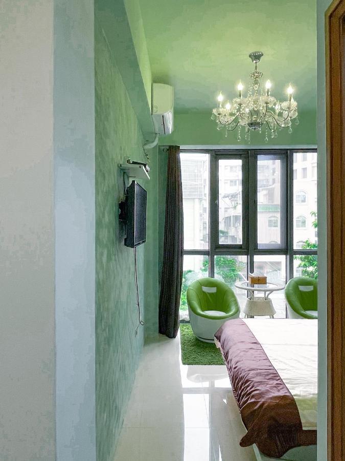 Kaohsiung Raifong Corner Homestay Buitenkant foto