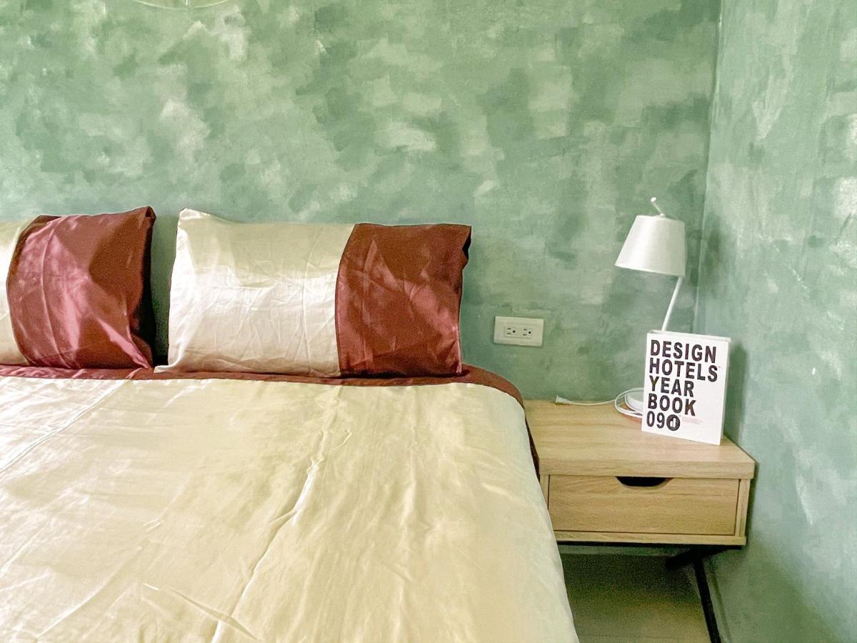 Kaohsiung Raifong Corner Homestay Buitenkant foto