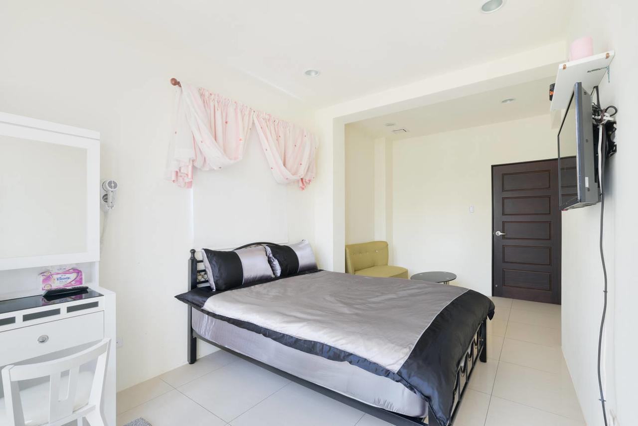 Kaohsiung Raifong Corner Homestay Buitenkant foto